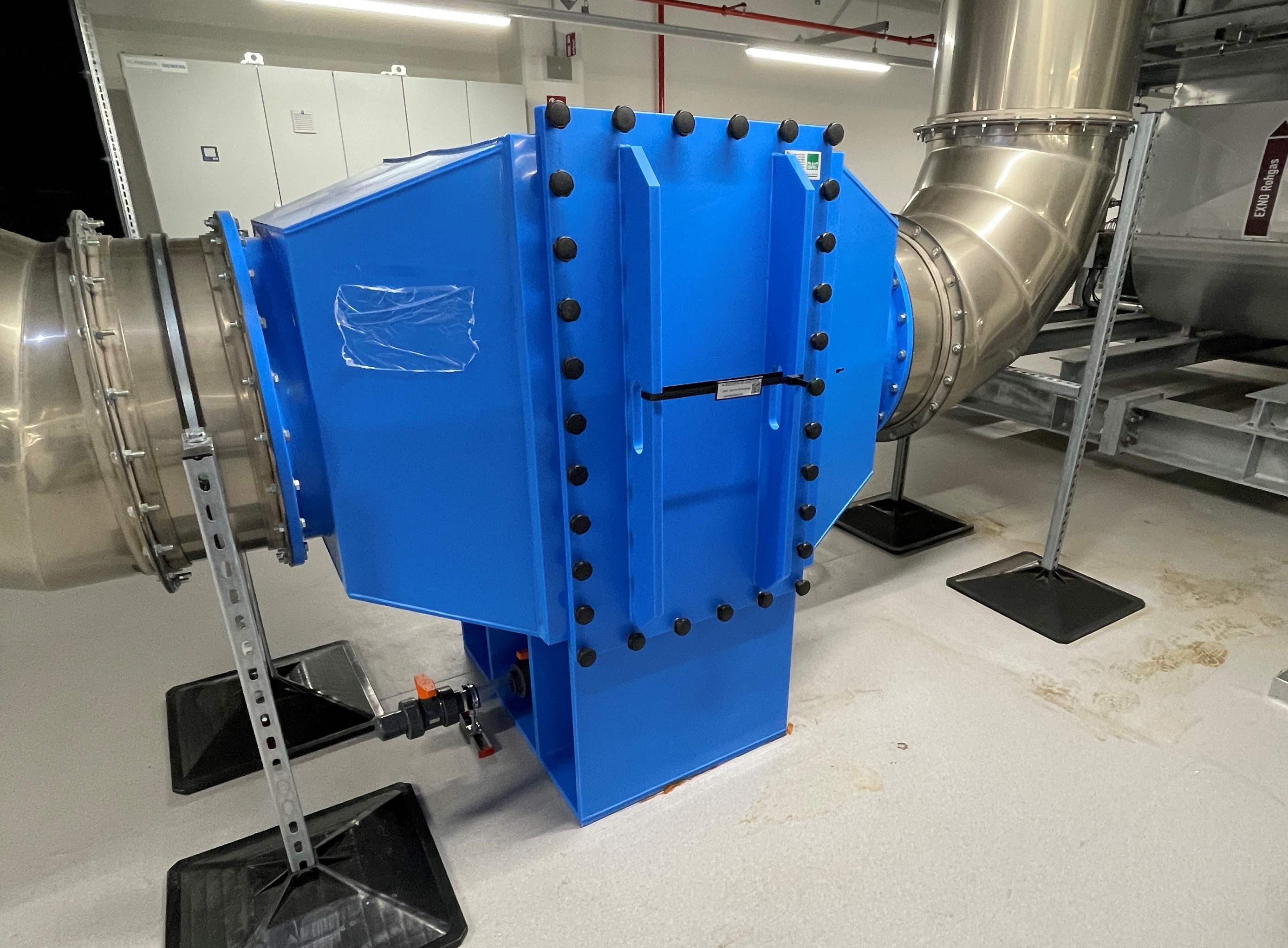 Droppavskiljare för rening av vätskehaltig frånluft och gaser – Colasit
